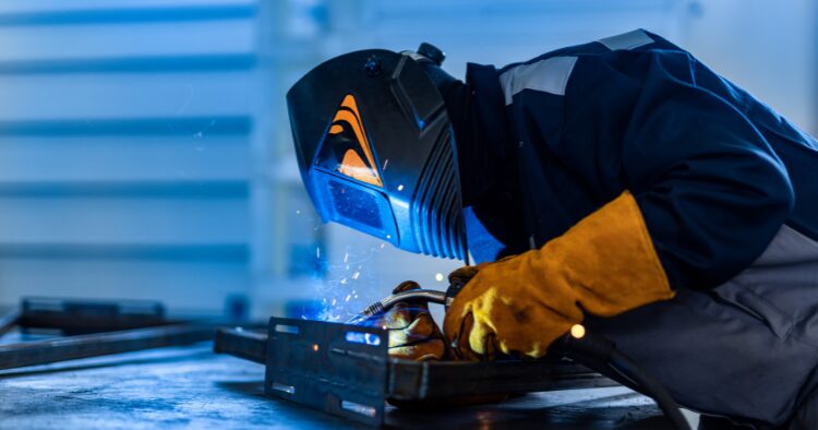 How a global metal manufacturer identified new markets and boosted revenue by 25%